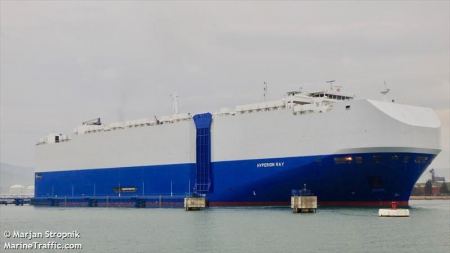 استهداف سفينة اسرائيلية قبالة سواحل الفجيرة الاماراتية